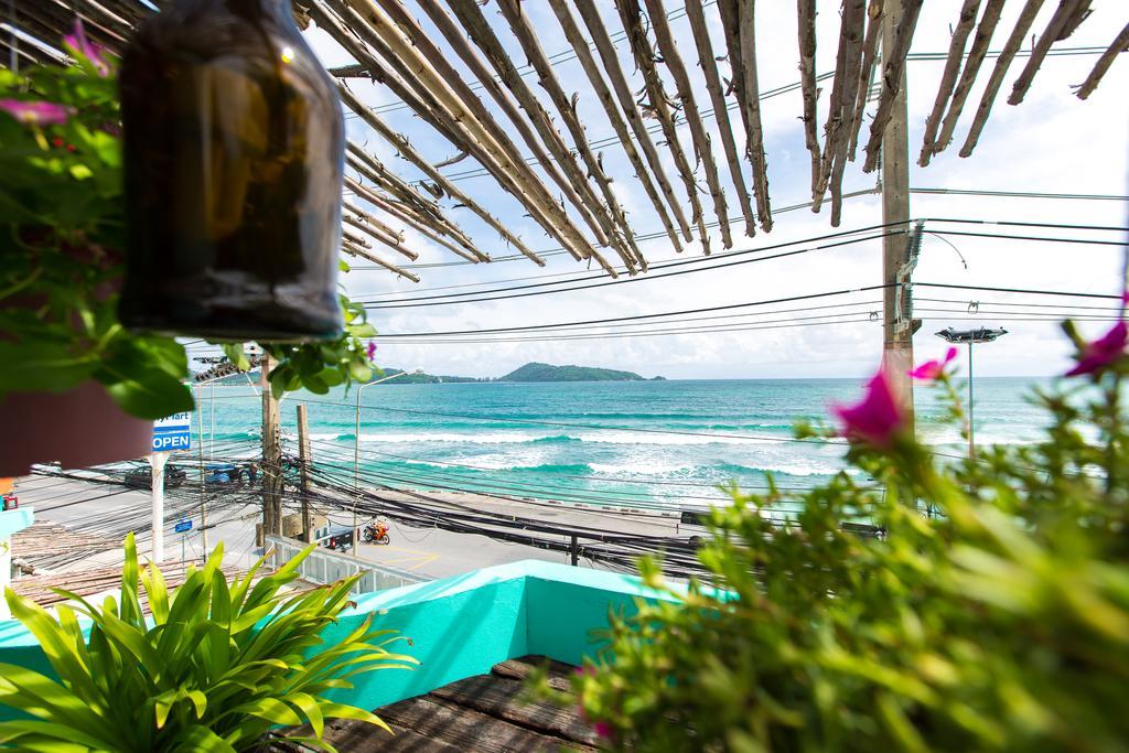 Barefoot Hotel Kalim Beach Front Patong Bagian luar foto