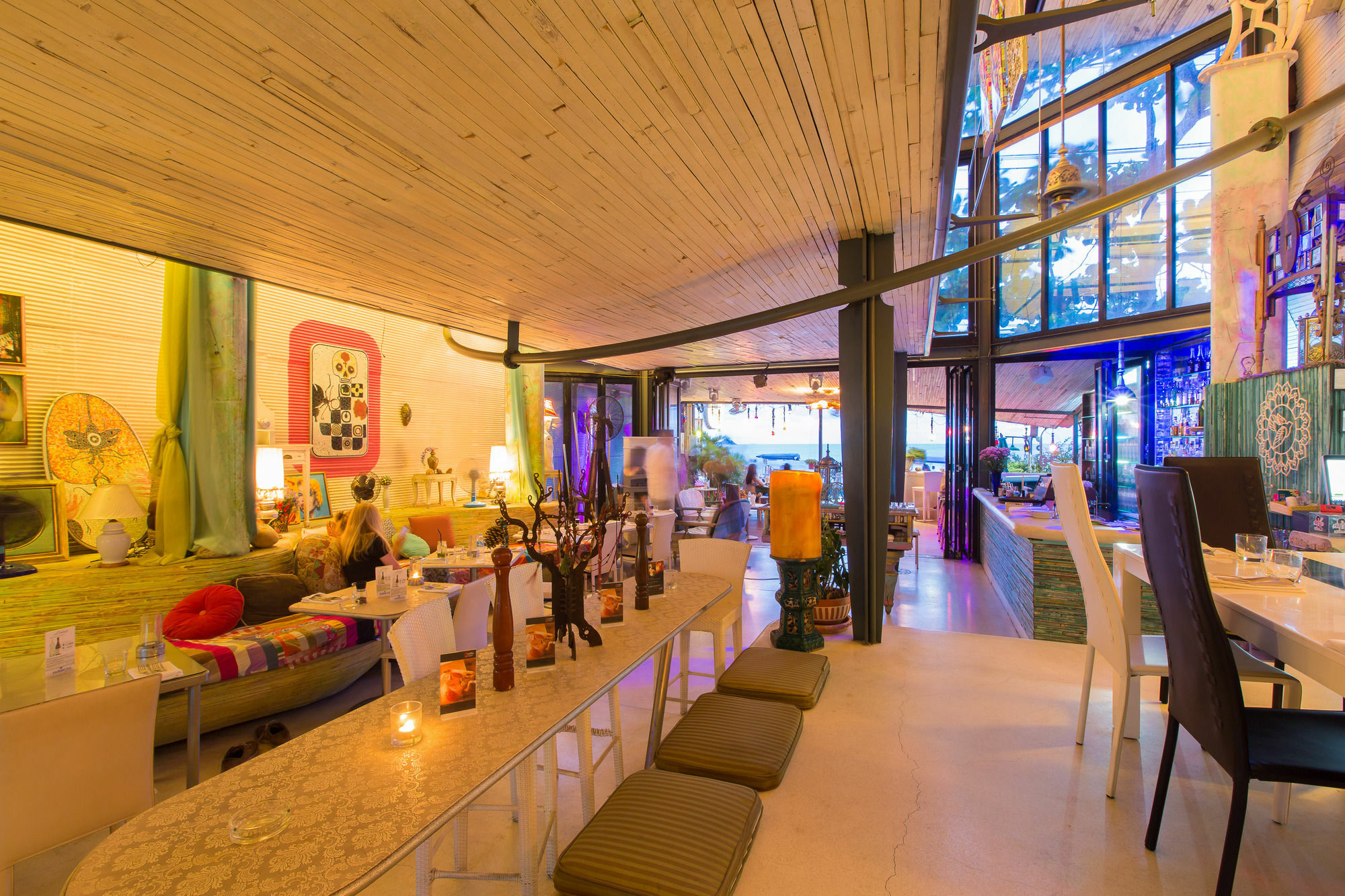 Barefoot Hotel Kalim Beach Front Patong Bagian luar foto